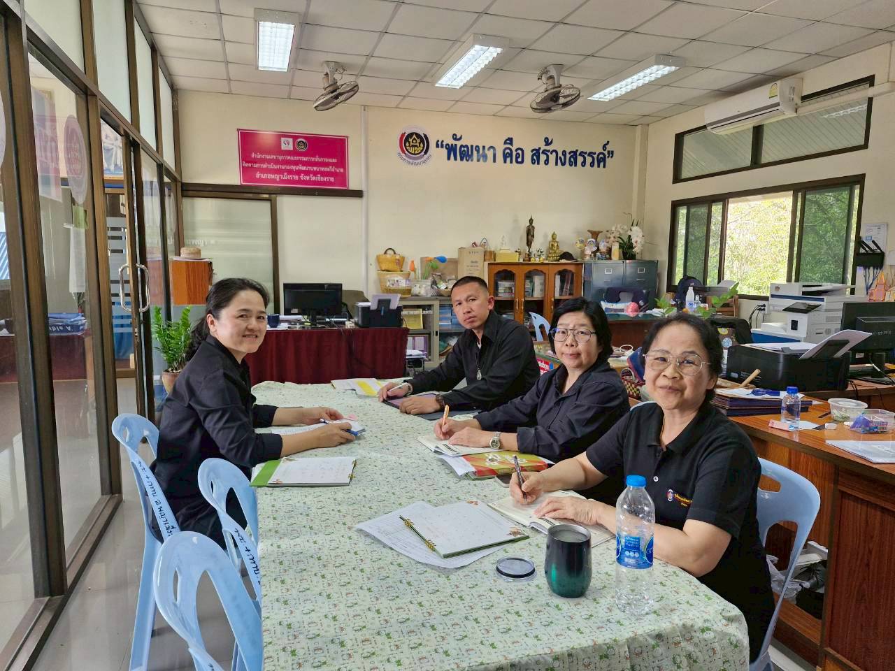 พช.พญาเม็งราย ประชุมทีมงานเจ้าหน้าที่สำนักงานพัฒนาชุมชนอำเภอ ประจำเดือนกุมภาพันธ์ ปีงบประมาณ พ.ศ. 2569
