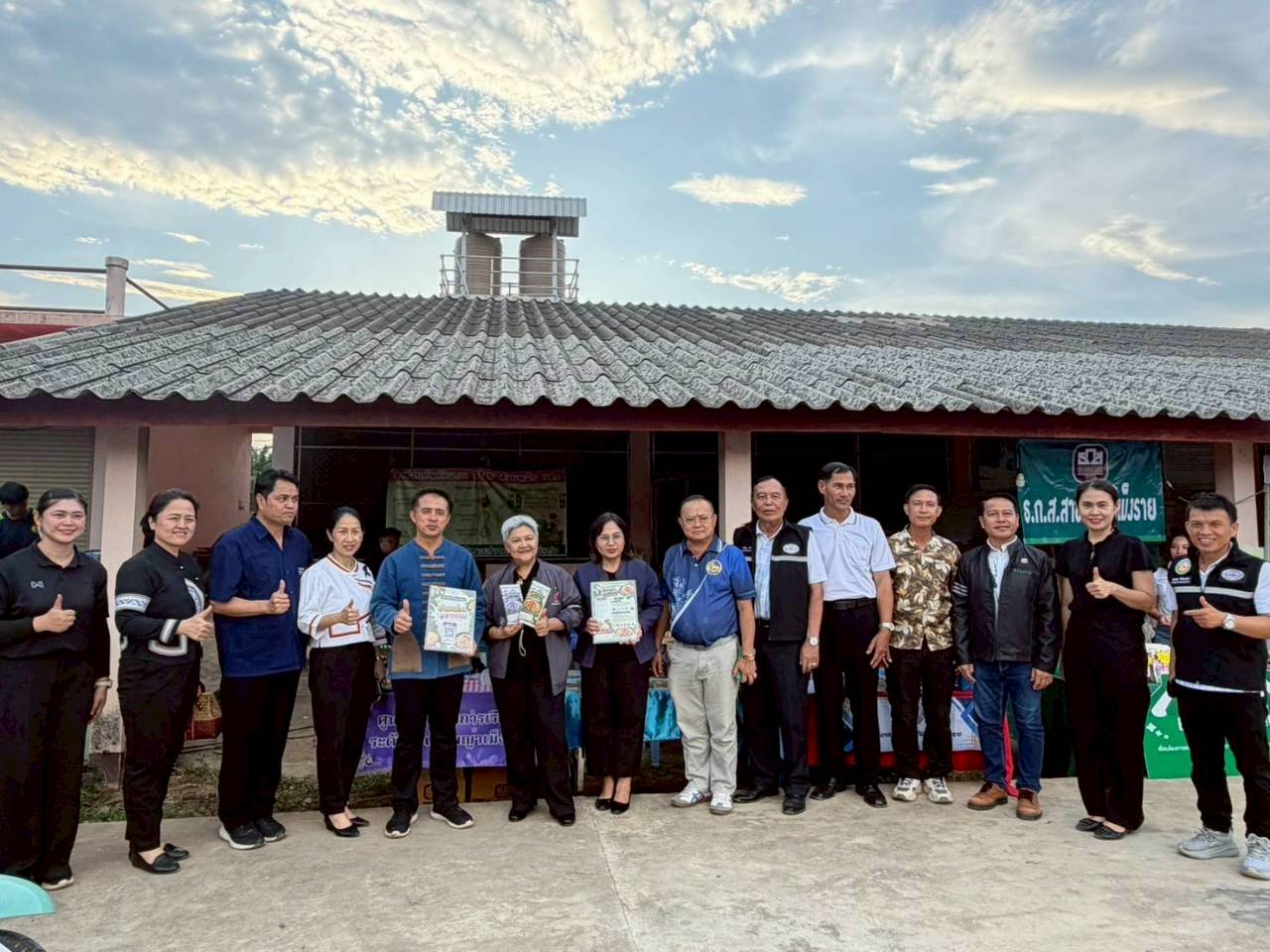 พช.พญาเม็งราย ร่วมโครงการส่งเสริมการท่องเที่ยวงานมะม่วงของดีตำบลแม่เปา ประจำปี 2569
