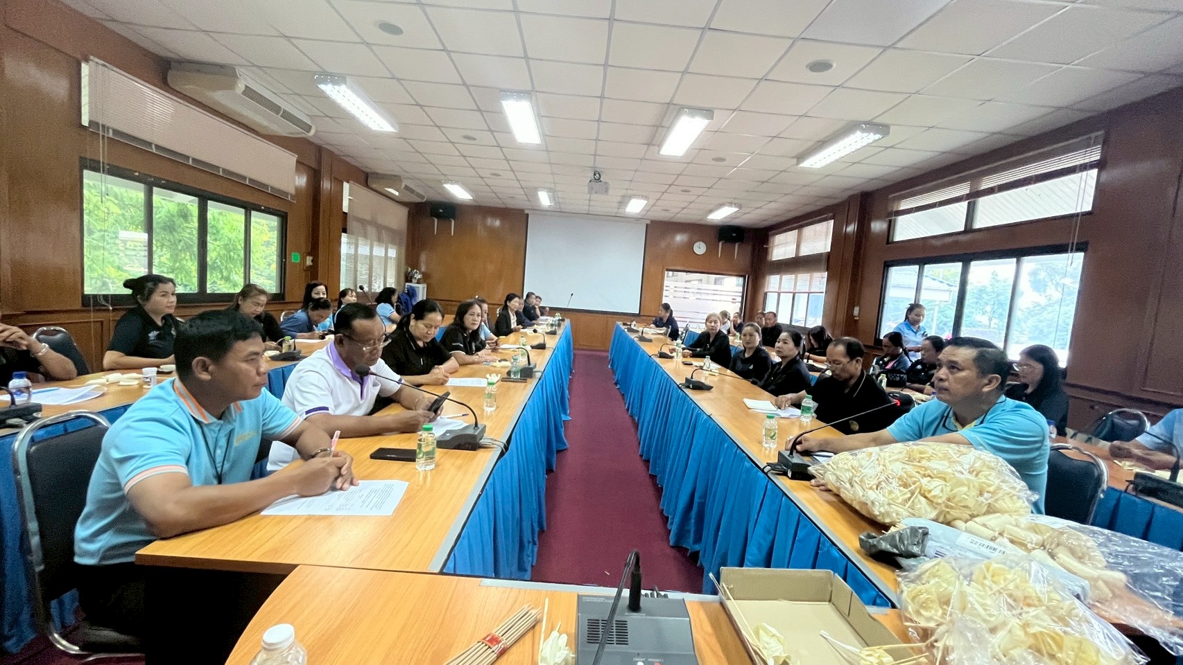 พช.พญาเม็งราย ดำเนินการประชุมคณะกรรมการเครือข่ายกองทุนแม่ของแผ่นดิน อำเภอพญาเม็งราย
