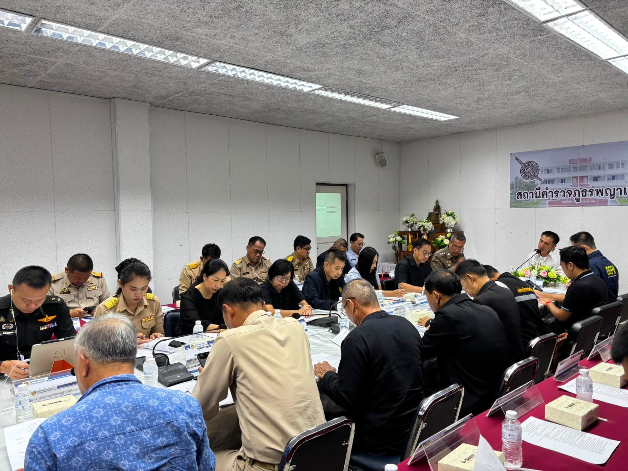 พช.พญาเม็งราย ร่วมกิจกรรมพบปะหารือข้อราชการ “สภากาแฟ” ครั้งที่ 11 ประจำปีงบประมาณ พ.ศ. 2569 พร้อมประชุมคณะกรรมการบริหารงานอำเภอ และคณะกรรมการประจำ ศป.ปส.อ.พญาเม็งราย ครั้งที่ 8/2569